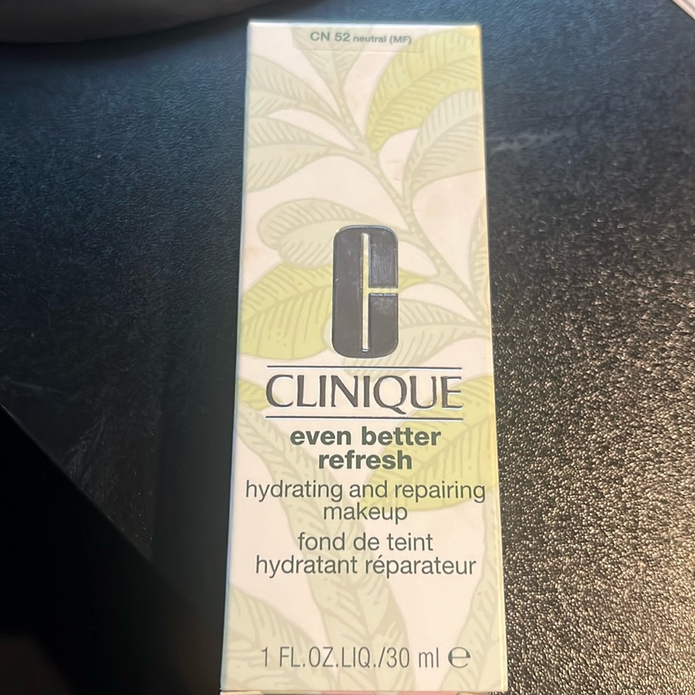 Clinique even better refresh CN 52 neutral